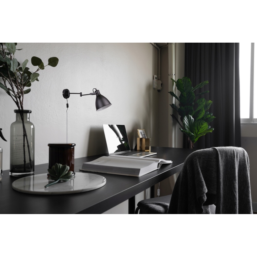 Seinälamppu ESPERA 1xE27/40W/230V