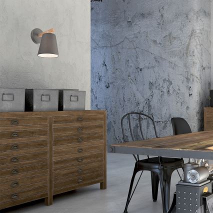 Seinävalaisin ELLIE 1xE27/60W/230V pyökki - FSC sertifioitu