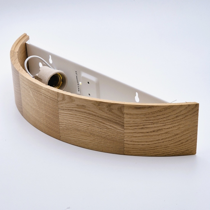 Seinävalaisin OAK 1xE27/60W/230V tammi
