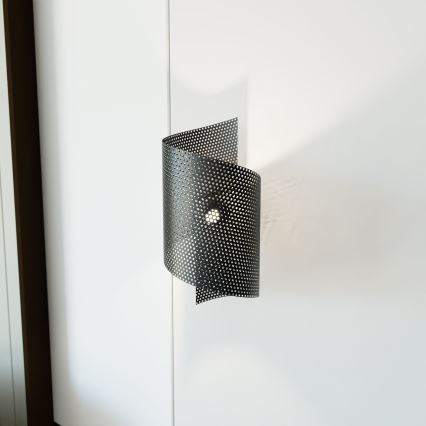 Seinävalaisin SPIRAL 1xG9/8W/230V musta