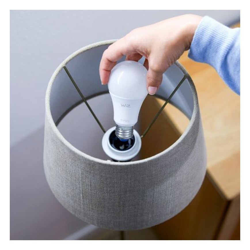 SARJA 2x LED-himmennettävä lamppu A60 E27/9W/230V 2700K Wi-Fi + kaukosäädin - WiZ