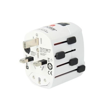 Yleismatkasovitin koko maailmalle 230V + USB-portti