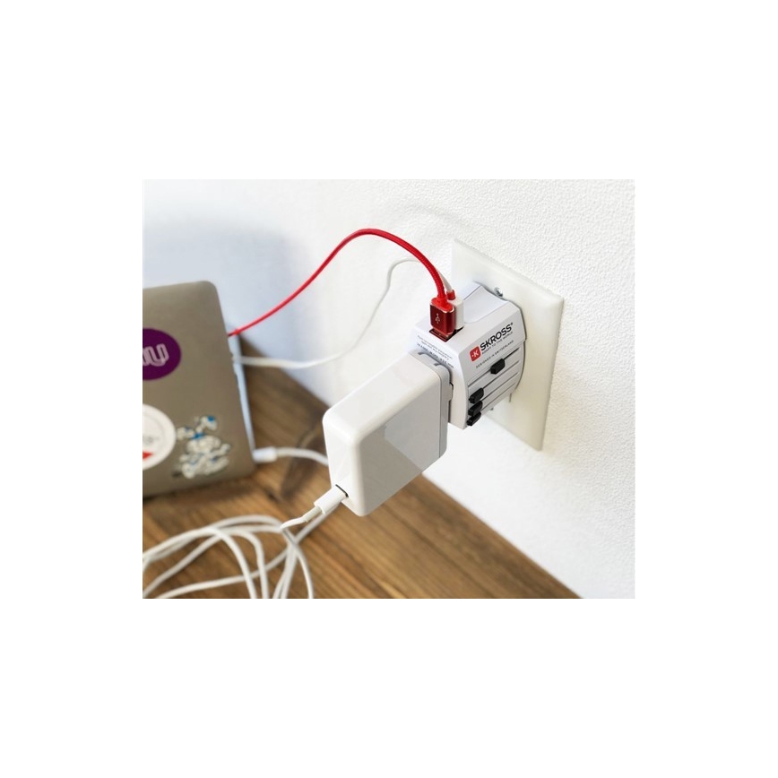 Solight PA48 - kansainvälinen matkasovitin 230V + 2x USB-portti