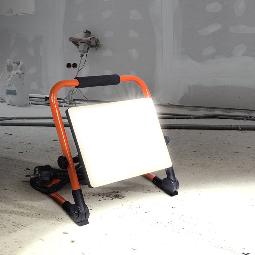 Jalustallinen LED-valonheitin LED/50W/230V 4000K IP65