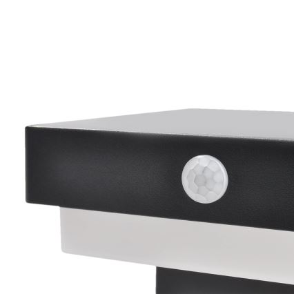 LED Aurinkopaneelivalaisin liike- ja hämärätunnistimella PALERMO LED/5W/2000 mAh IP54 musta