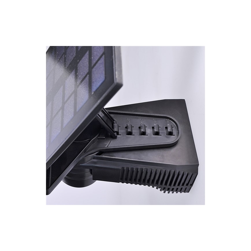 LED-aurinkokenno tulvavalo anturilla 2000mAh LED / 8W / 3,7V IP44