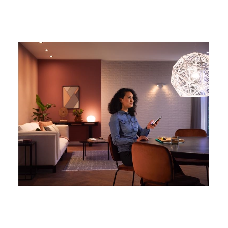 Starter kit Philips Hue White Ambiance 3xE27/11W 2200-6500K + laite yhdistämistä varten ja kauko-ohjaus