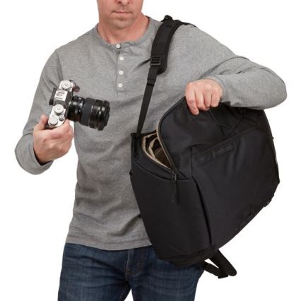 Thule TL-TCDK224K - Kamerareppu Covert 24 l musta