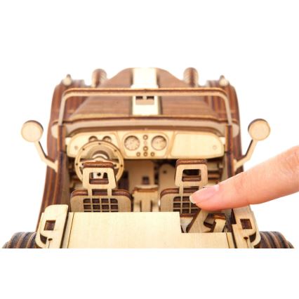 Ugears - 3D puinen mekaaninen palapeli Car roadster