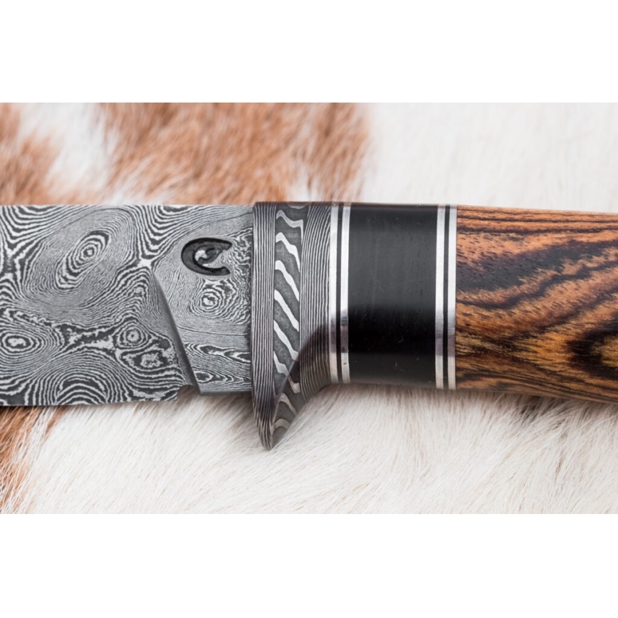 Uniikki Damascus-veitsi 12 cm bocote/eebenpuu