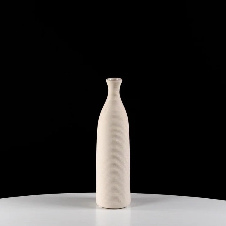 Valkoinen keramiikkavaasi 25 cm