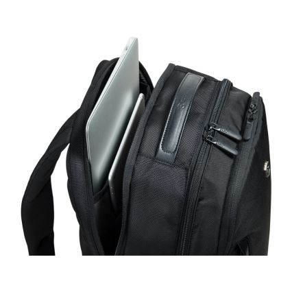 Victorinox - Kannettavan tietokoneen reppu 15,6" Essentials 22 l musta