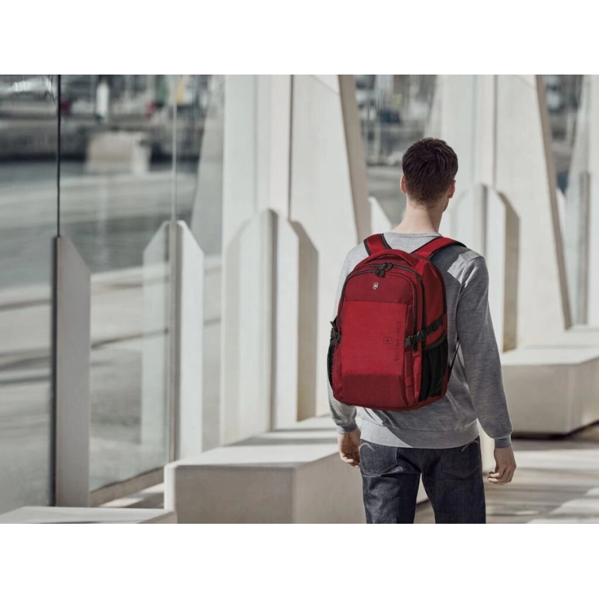 Victorinox - Kannettavan tietokoneen reppu 16" Deluxe Vx Sport EVO 32 l punainen