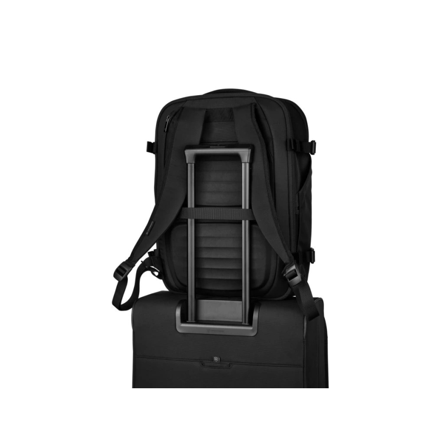 Victorinox - Laajennettava reppu Crosslight Boarding 37 l musta