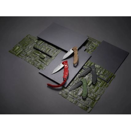 Victorinox - taskuveitsi EVOKE 13 cm punainen