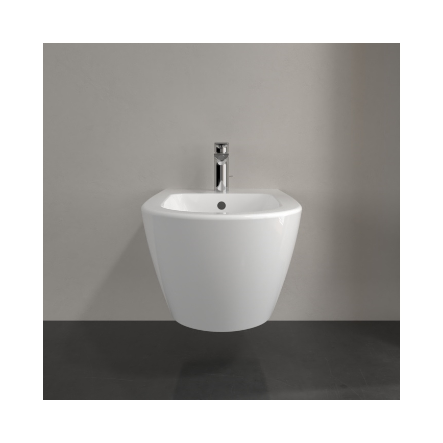 Villeroy & Boch 54000001 - Seinään asennettava bidee SUBWAY 2.0 37x56 cm keraaminen/valkoinen