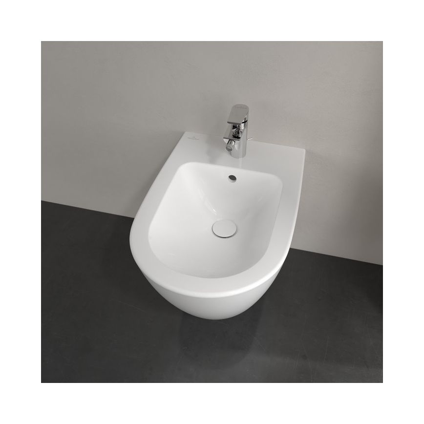 Villeroy & Boch 54000001 - Seinään asennettava bidee SUBWAY 2.0 37x56 cm keraaminen/valkoinen
