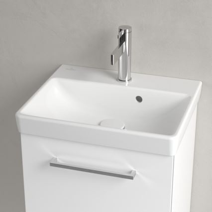 Villeroy & Boch 73584501 - Seinäasennettava pesuallas AVENTO 45x37 cm keramiikka/valkoinen