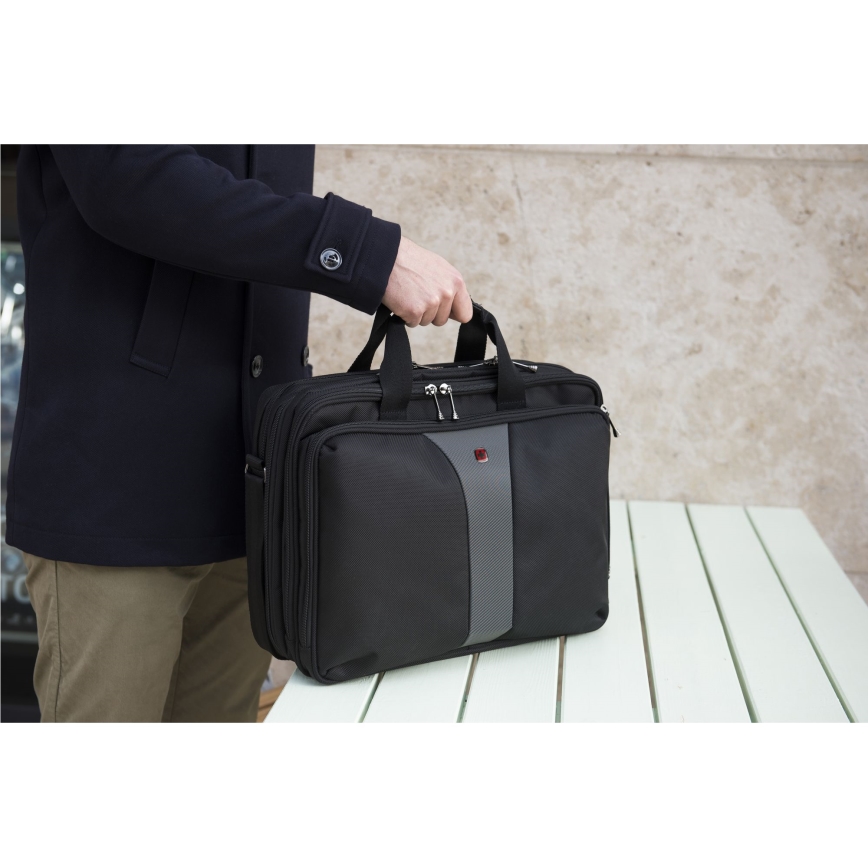 Wenger - Kannettavan tietokoneen laukku 15 l 16" Legacy Double musta
