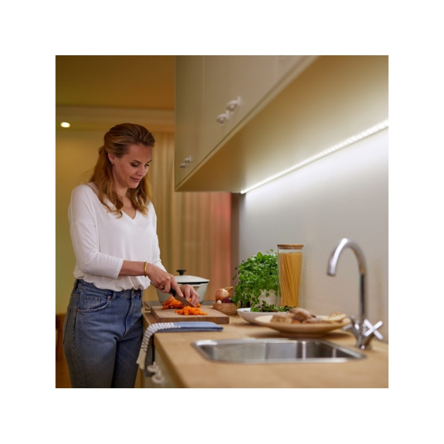 WiZ - LED RGBW Himmennettävä nauha 1m LED/11W/12V 2700-6500K Wi-Fi